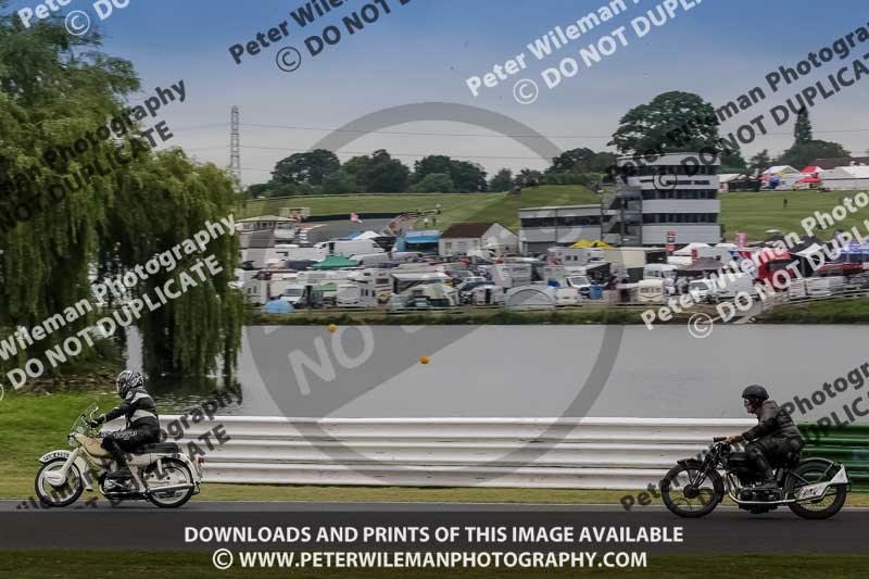 Vintage motorcycle club;eventdigitalimages;mallory park;mallory park trackday photographs;no limits trackdays;peter wileman photography;trackday digital images;trackday photos;vmcc festival 1000 bikes photographs